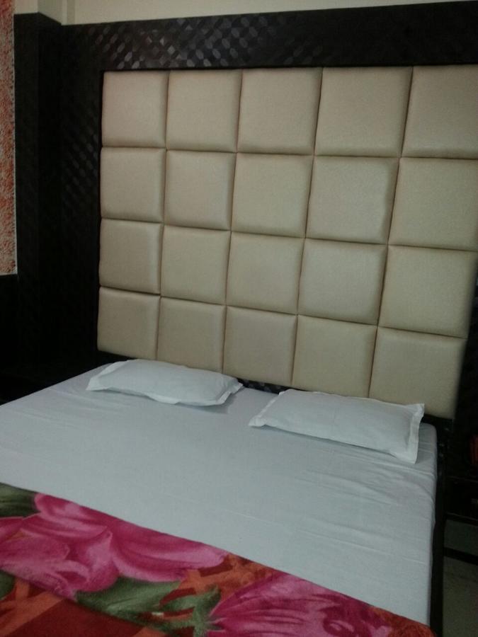Silver Palace Hotel New Delhi Eksteriør billede