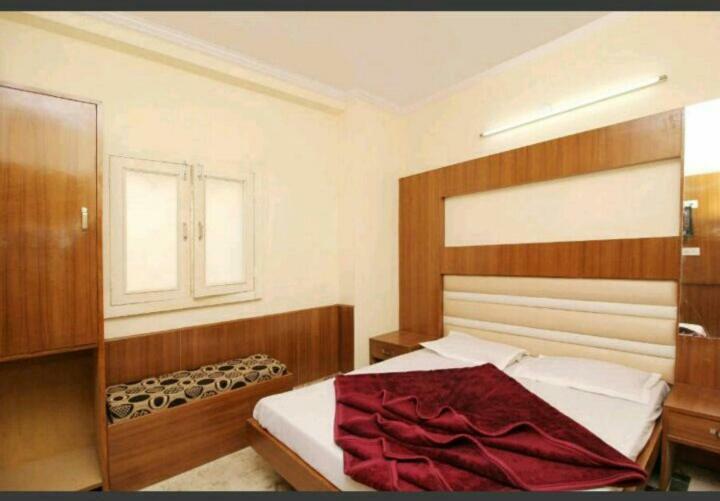 Silver Palace Hotel New Delhi Eksteriør billede